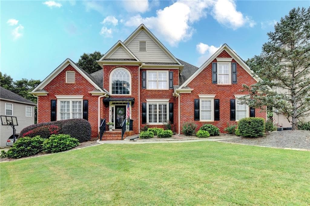 5 bedroom, 3 bathroom, 3,525 sq ft single family residence for sale at 4196 Cami Way, Buford, GA 30519 — photo 7