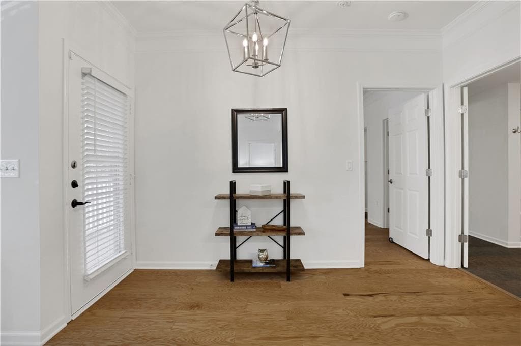 2 bedroom, 2 bathroom, 1,130 sq ft condominium for sale at 2700 Pine Tree Road 1017, Atlanta, GA 30324 — photo 8