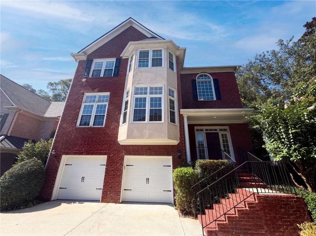 5 bedroom, 4 bathroom, 4,102 sq ft single family residence for sale at 3725 Wescott Way, Sandy Springs, GA 30319