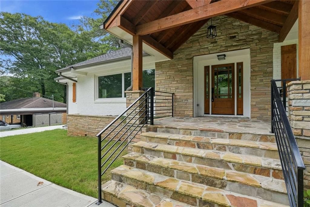3 bedroom, 2 bathroom, 2,217 sq ft single family residence for sale at 2304 Rugby Lane, College Park, GA 30337 — photo 4