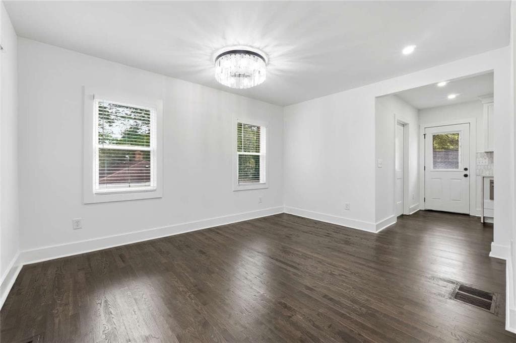 3 bedroom, 2 bathroom, 2,217 sq ft single family residence for sale at 2304 Rugby Lane, College Park, GA 30337 — photo 9