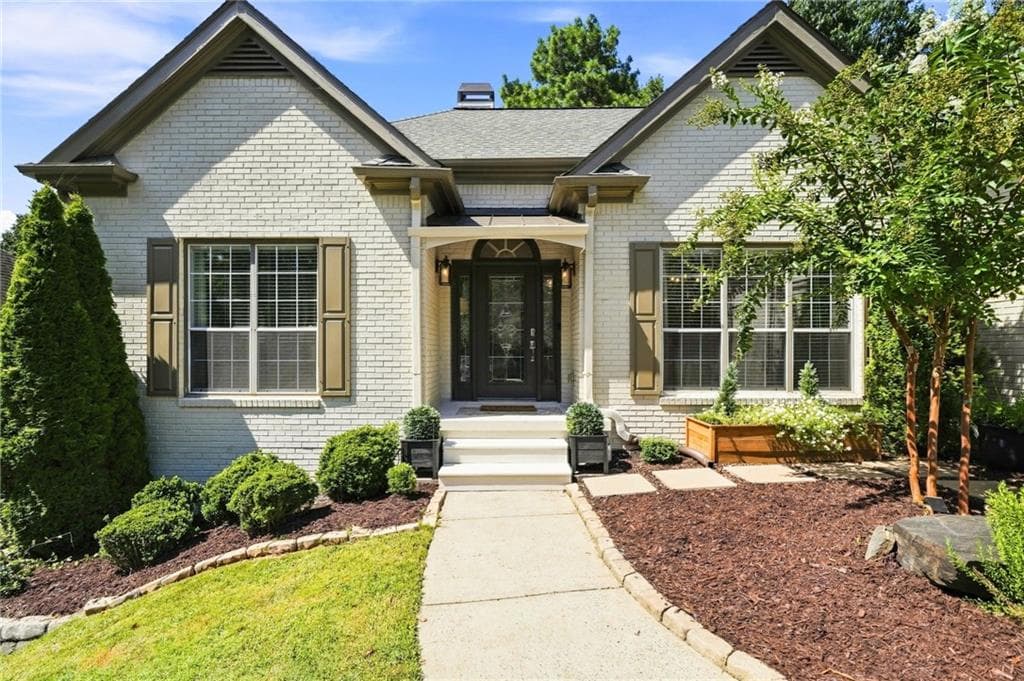 5 bedroom, 3 bathroom, 3,439 sq ft single family residence under contract at 520 Chestnut Walk, Canton, GA 30114 — photo 5