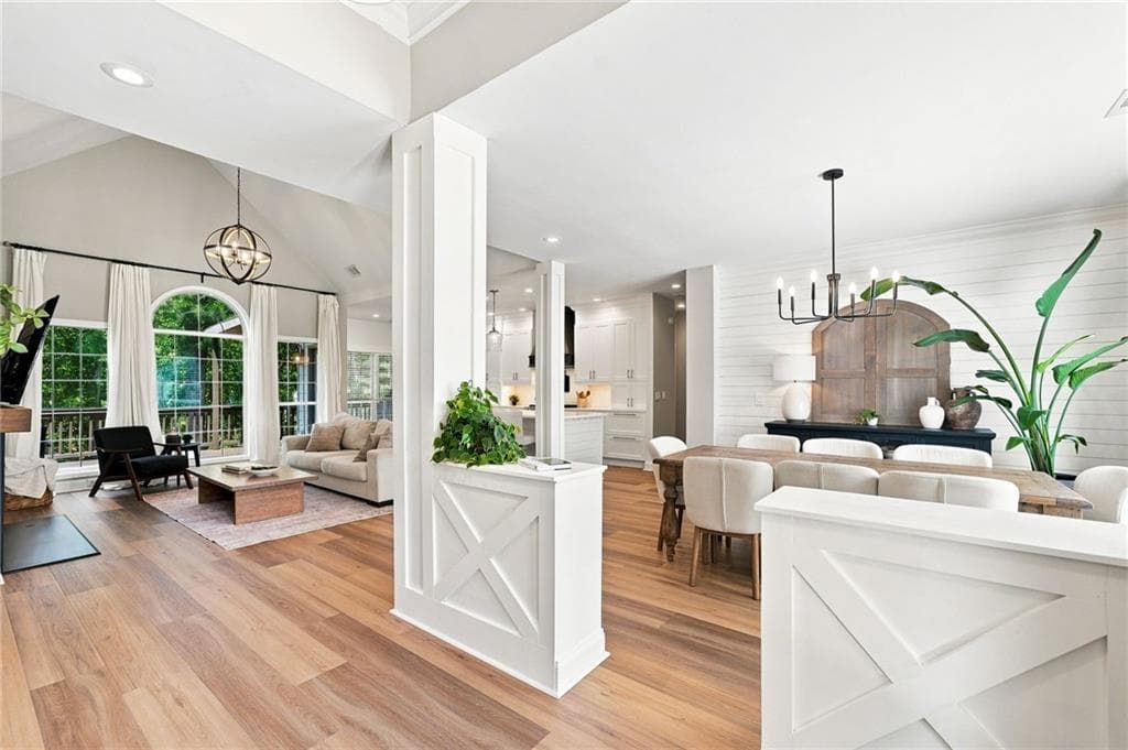 5 bedroom, 3 bathroom, 3,439 sq ft single family residence under contract at 520 Chestnut Walk, Canton, GA 30114 — photo 9
