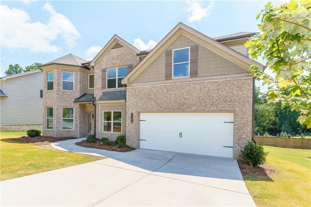 5 bedroom, 3 bathroom, 3,150 sq ft single family residence for sale at 1180 Brading Place, Lawrenceville, GA 30043 — photo 3