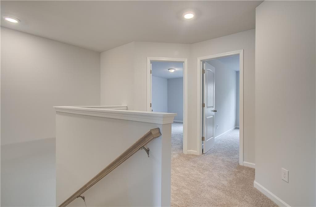 3 bedroom, 3 bathroom, 1,718 sq ft condominium under contract at 667 Treasure Drive, Stockbridge, GA 30281 — photo 10