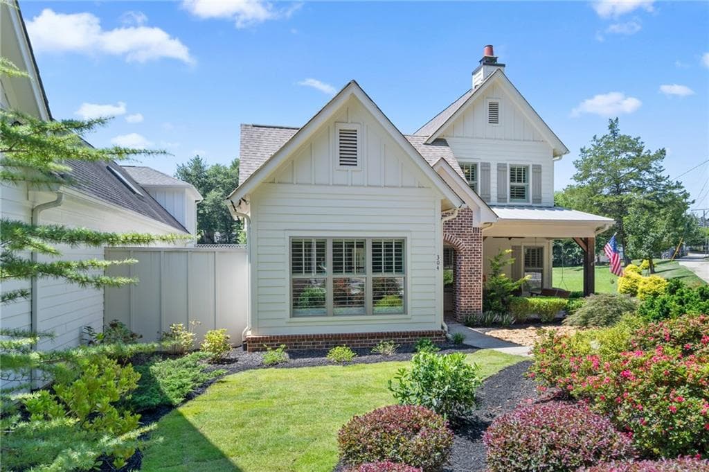 4 bedroom, 5 bathroom, 3,609 sq ft single family residence for sale at 304 Woodstock Seven Drive, Woodstock, GA 30188 — photo 3