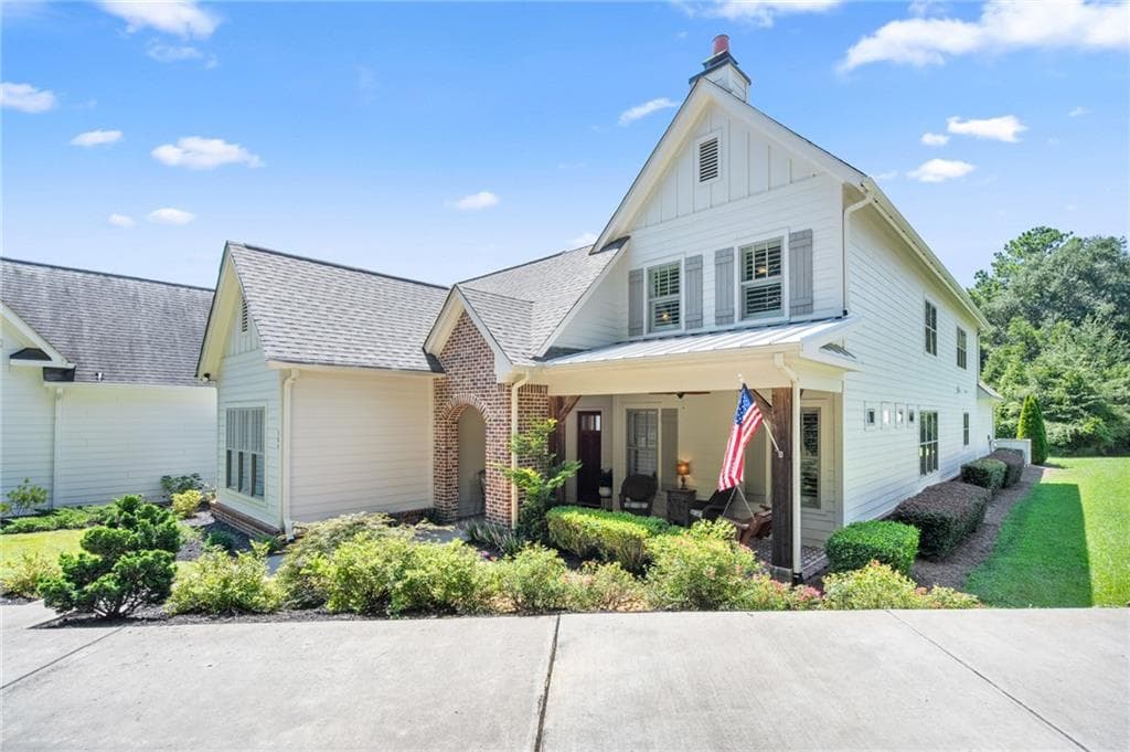 4 bedroom, 5 bathroom, 3,609 sq ft single family residence for sale at 304 Woodstock Seven Drive, Woodstock, GA 30188 — photo 4
