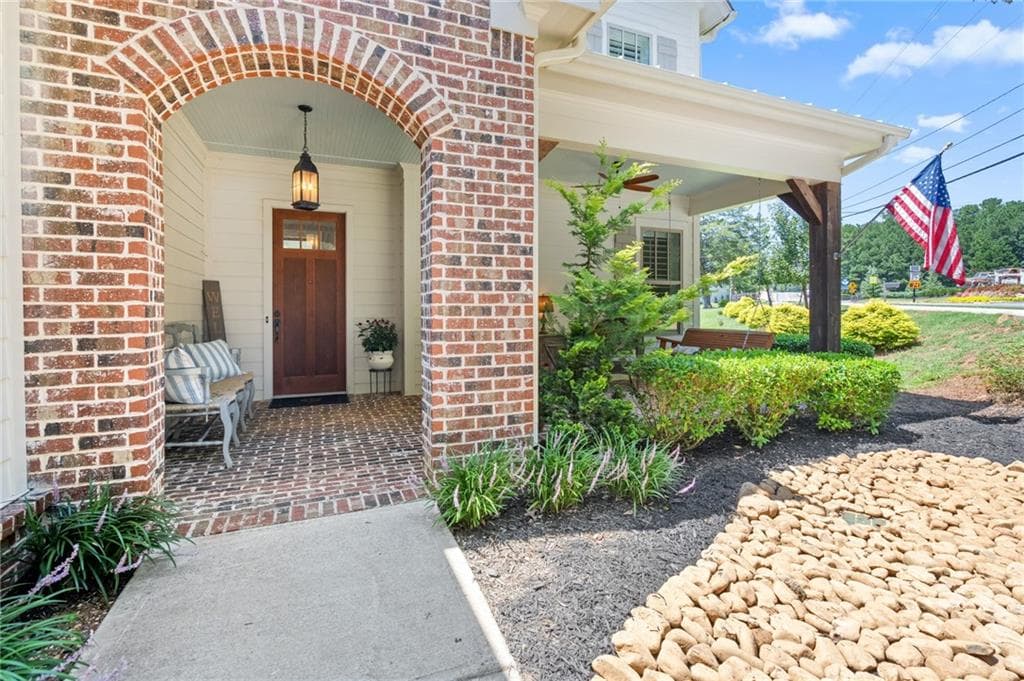 4 bedroom, 5 bathroom, 3,609 sq ft single family residence for sale at 304 Woodstock Seven Drive, Woodstock, GA 30188 — photo 7
