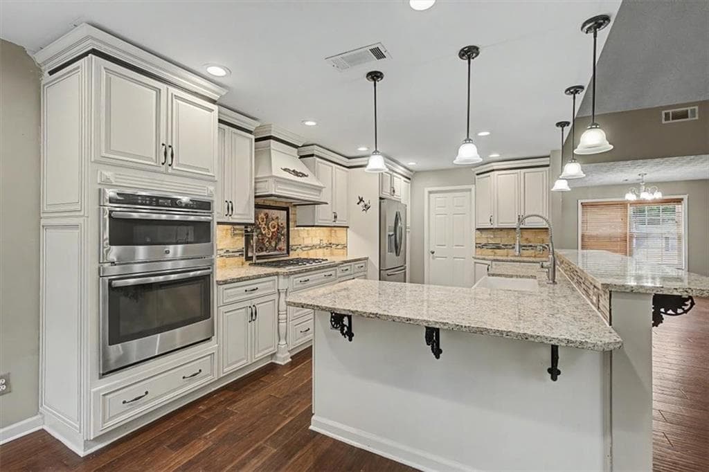 5 bedroom, 3 bathroom, 2,800 sq ft single family residence for sale at 1465 La Maison Drive, Lawrenceville, GA 30043 — photo 10
