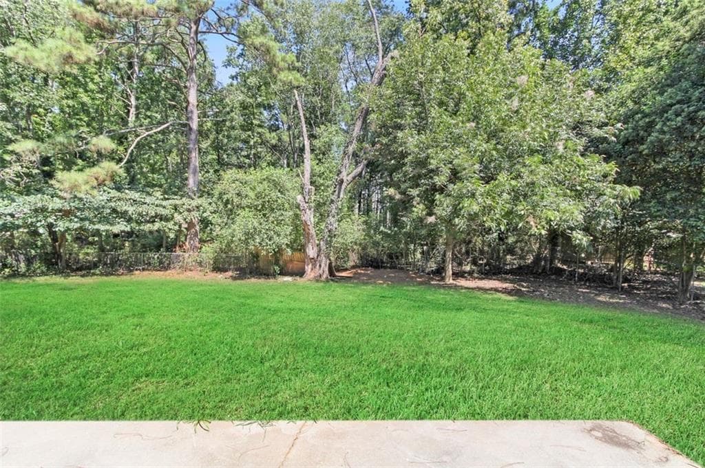 3 bedroom, 2 bathroom, 1,231 sq ft single family residence for sale at 630 Crosscreek Trail, Conyers, GA 30094 — photo 9