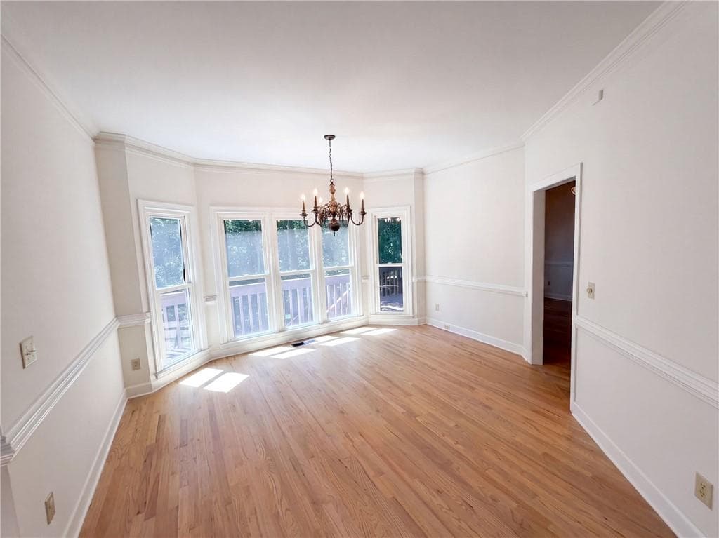 6 bedroom, 4 bathroom, 4,712 sq ft single family residence for sale at 3320 Sweetwater Drive, Cumming, GA 30041 — photo 7