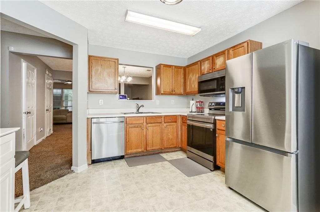 3 bedroom, 3 bathroom, 1,560 sq ft townhouse under contract at 3347 Waldrop Trail, Decatur, GA 30034 — photo 5