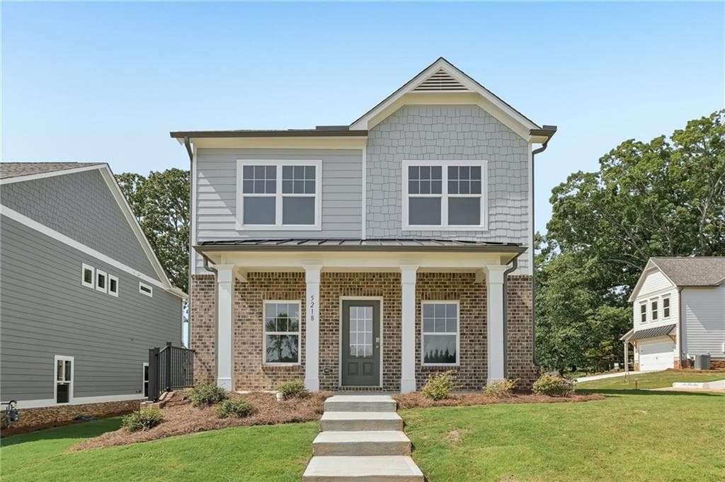 3 bedroom, 3 bathroom, 2,043 sq ft single family residence for sale at 5218 Trace View Drive, Flowery Branch, GA 30542