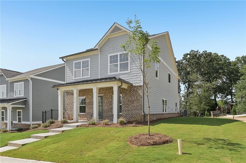 3 bedroom, 3 bathroom, 2,043 sq ft single family residence for sale at 5218 Trace View Drive, Flowery Branch, GA 30542 — photo 3