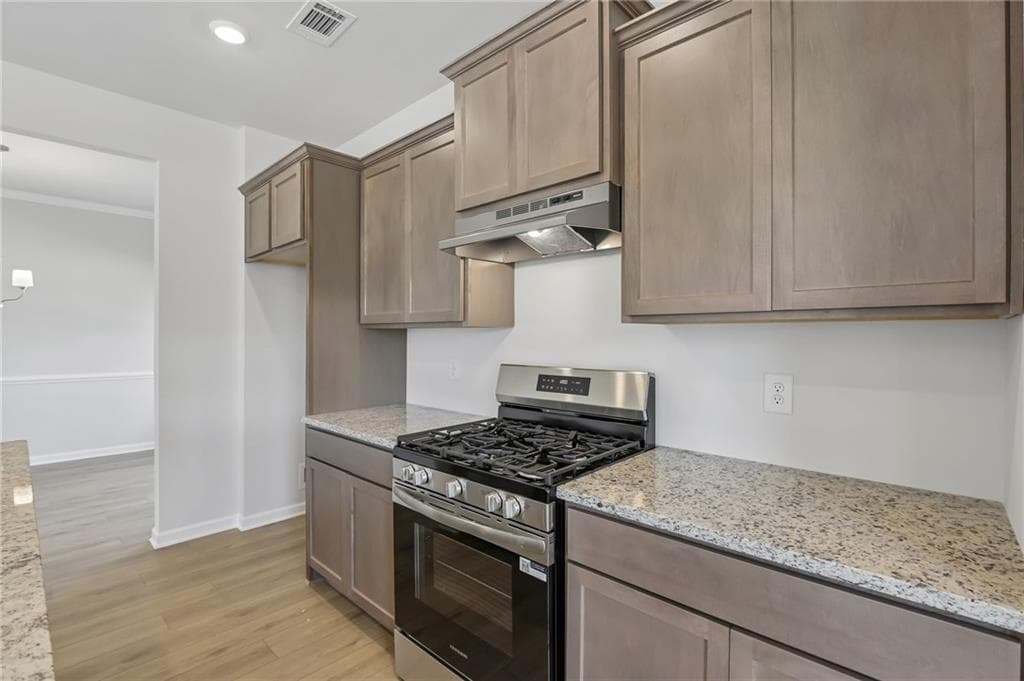 3 bedroom, 3 bathroom, 2,043 sq ft single family residence for sale at 5218 Trace View Drive, Flowery Branch, GA 30542 — photo 9