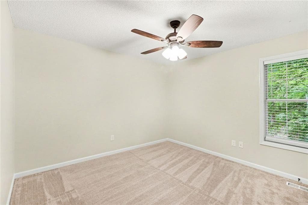 3 bedroom, 3 bathroom, 2,796 sq ft single family residence under contract at 48 Lazy Water Drive, Euharlee, GA 30120 — photo 10