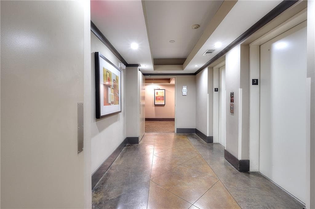 1 bedroom, 2 bathroom, 909 sq ft condominium under contract at 799 Hammond Drive 315, Sandy Springs, GA 30328 — photo 6