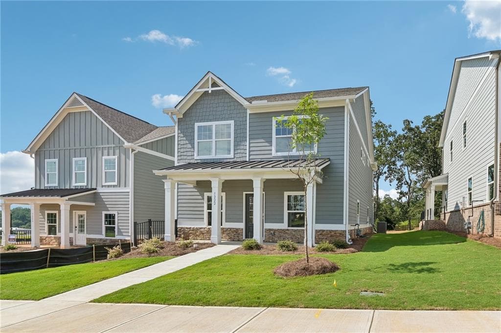 3 bedroom, 3 bathroom, 2,077 sq ft single family residence for sale at 5222 Trace View Drive, Flowery Branch, GA 30542 — photo 2