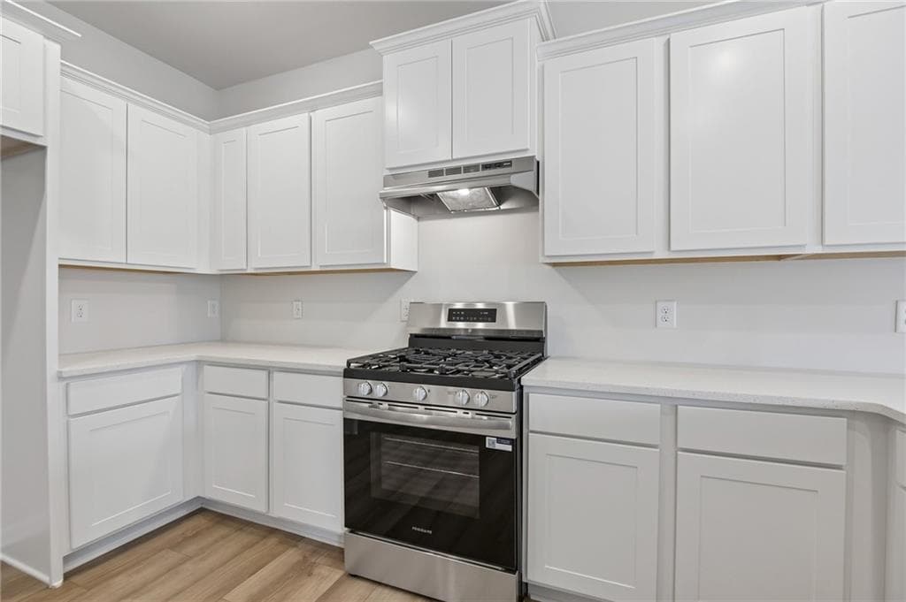 3 bedroom, 3 bathroom, 2,077 sq ft single family residence for sale at 5222 Trace View Drive, Flowery Branch, GA 30542 — photo 10