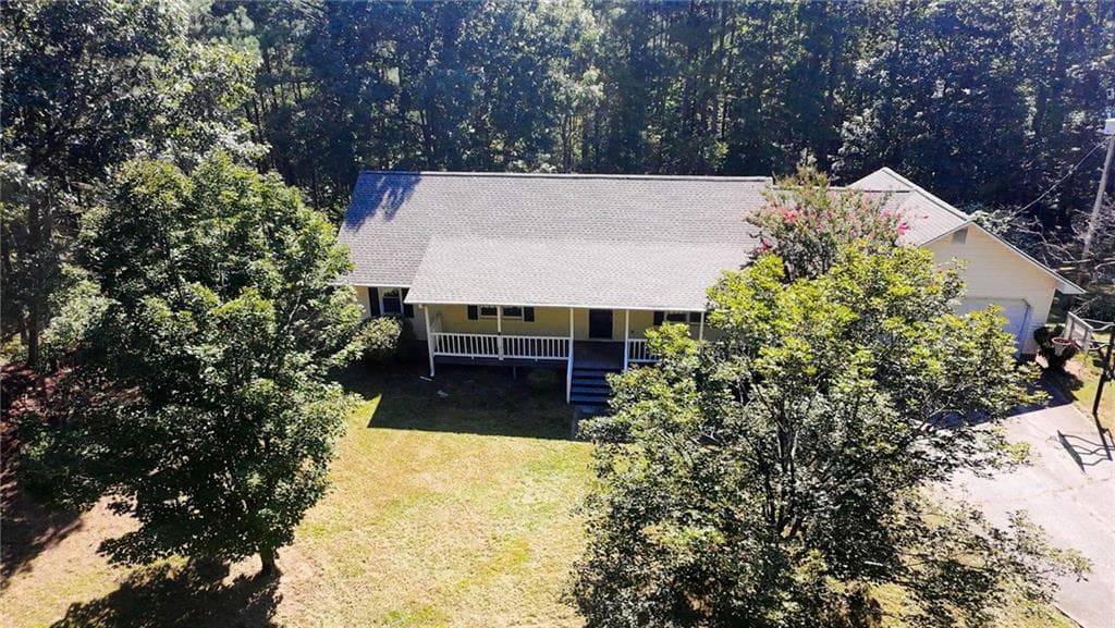 3 bedroom, 2 bathroom, 1,816 sq ft single family residence for sale at 2186 Ewing Chapel Road, Dacula, GA 30019 — photo 1 of 49