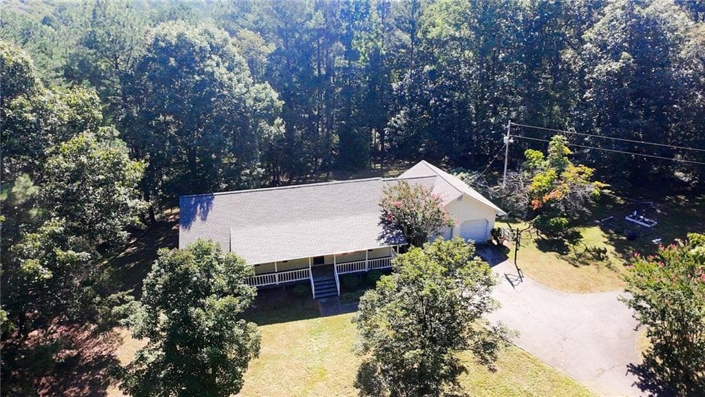 3 bedroom, 2 bathroom, 1,816 sq ft single family residence for sale at 2186 Ewing Chapel Road, Dacula, GA 30019 — photo 2