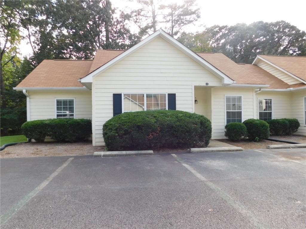 2 bedroom, 2 bathroom duplex for rent at 58 A Brentwood Lane, Dawsonville, GA 30534 for $1,430 a month