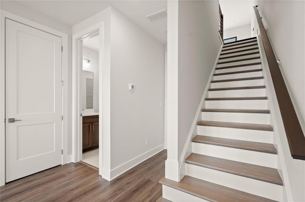 2 bedroom, 4 bathroom, 1,644 sq ft townhouse for sale at 642 Soul Alley 105, Alpharetta, GA 30009 — photo 8