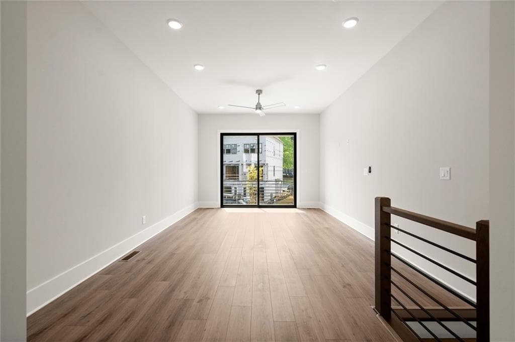 2 bedroom, 4 bathroom, 1,644 sq ft townhouse for sale at 642 Soul Alley 105, Alpharetta, GA 30009 — photo 9