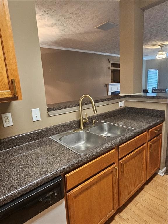 3 bedroom, 3 bathroom, 1,464 sq ft condominium for sale at 2511 Walden Lake Drive, Decatur, GA 30035 — photo 8