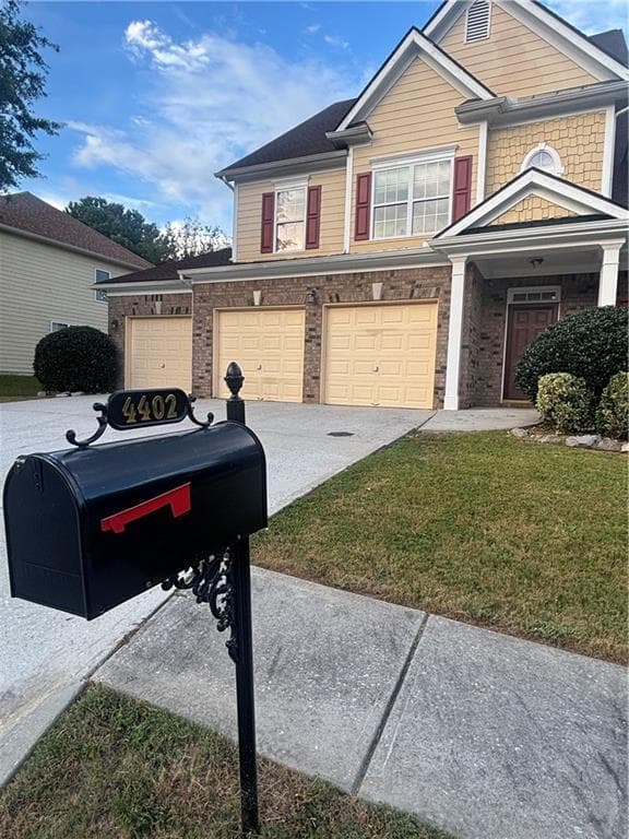 5 bedroom, 4 bathroom, 3,681 sq ft single family residence for sale at 4402 Sonoran Way, Union City, GA 30291 — photo 4