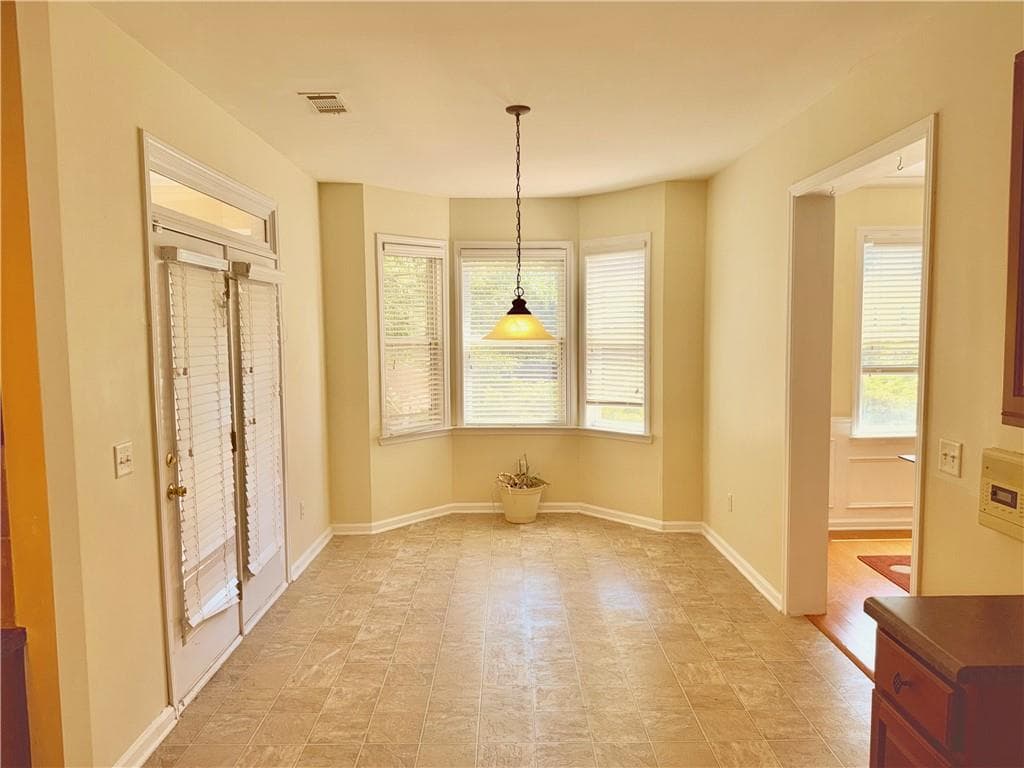 5 bedroom, 4 bathroom, 3,681 sq ft single family residence for sale at 4402 Sonoran Way, Union City, GA 30291 — photo 10