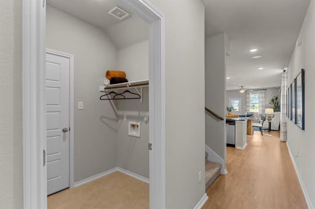 5 bedroom, 3 bathroom, 2,128 sq ft single family residence for sale at 127 Greene Farm Trail, Cartersville, GA 30120 — photo 2
