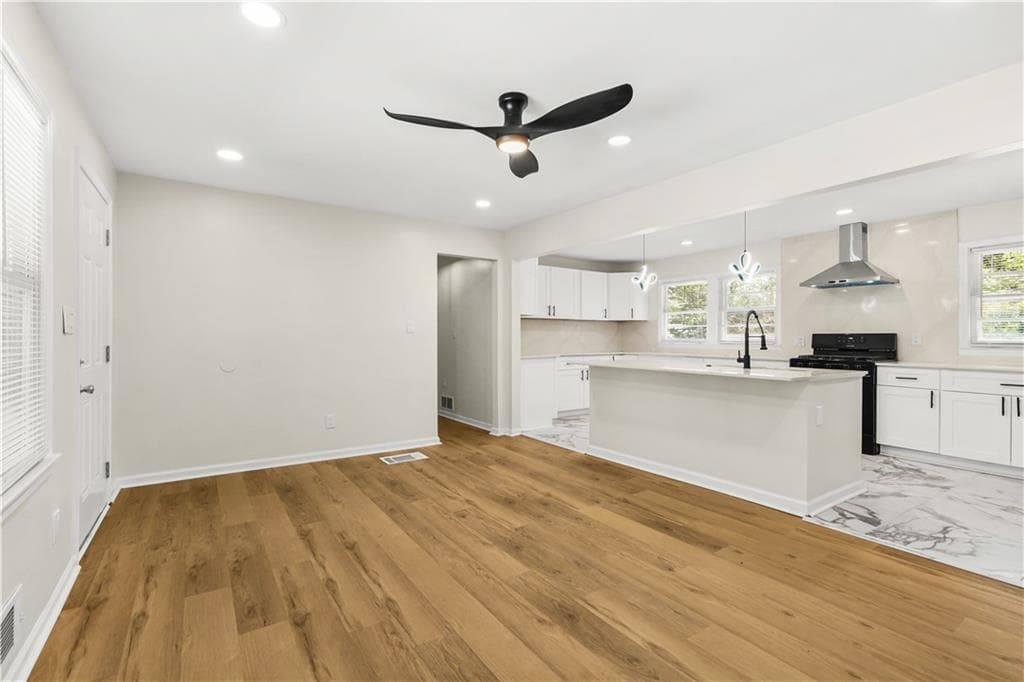 4 bedroom, 3 bathroom, 1,526 sq ft single family residence for sale at 2908 Browns Mill Road, Atlanta, GA 30354 — photo 6