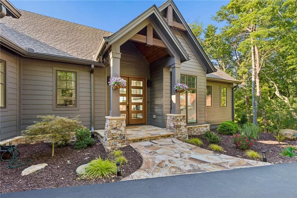 4 bedroom, 4 bathroom, 4,202 sq ft single family residence for sale at 252 Wild Turkey Bluff, Jasper, GA 30143 — photo 4