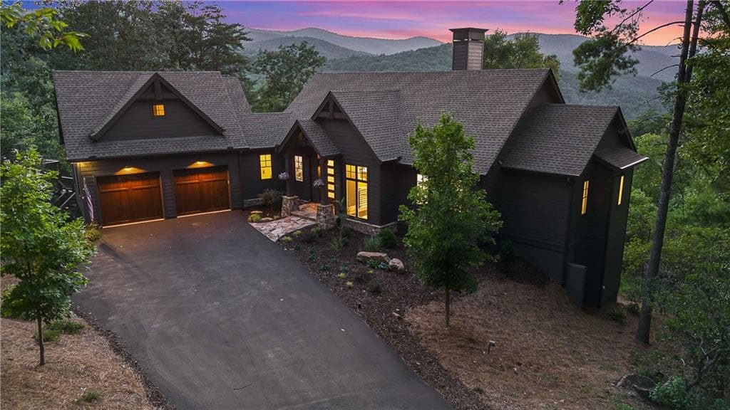 4 bedroom, 4 bathroom, 4,202 sq ft single family residence for sale at 252 Wild Turkey Bluff, Jasper, GA 30143 — photo 2
