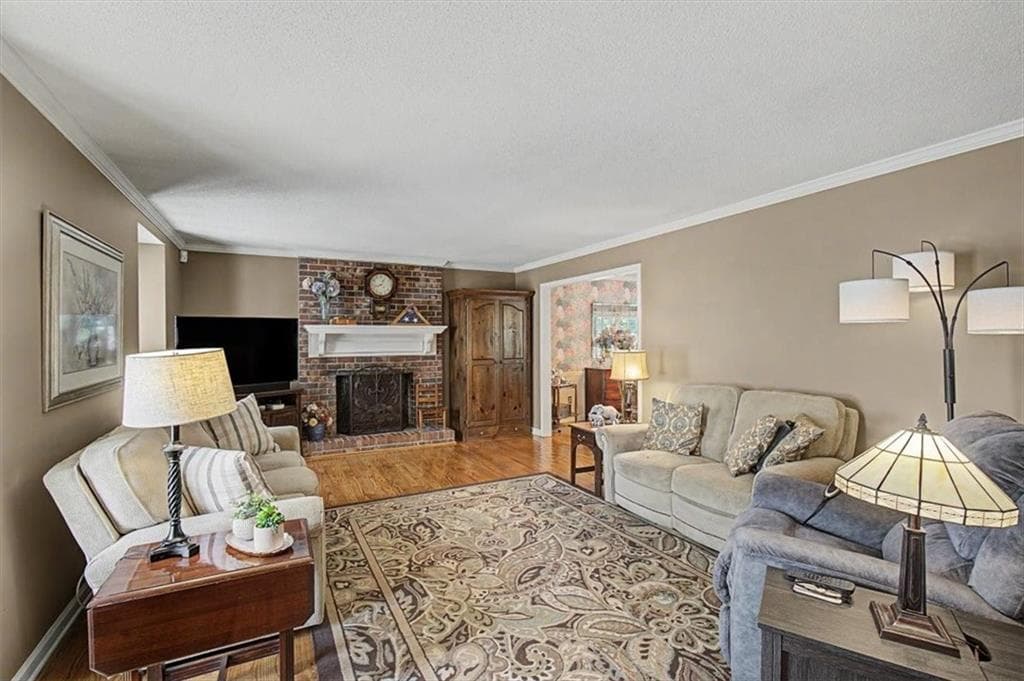 4 bedroom, 2 bathroom, 2,068 sq ft single family residence for sale at 34 Cumberland Drive, Rome, GA 30161 — photo 3
