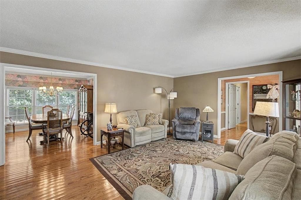 4 bedroom, 2 bathroom, 2,068 sq ft single family residence for sale at 34 Cumberland Drive, Rome, GA 30161 — photo 4