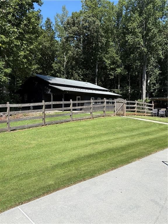 4 bedroom, 4 bathroom, 3,422 sq ft single family residence under contract at 555 Old Draketown Pass, Temple, GA 30179 — photo 2
