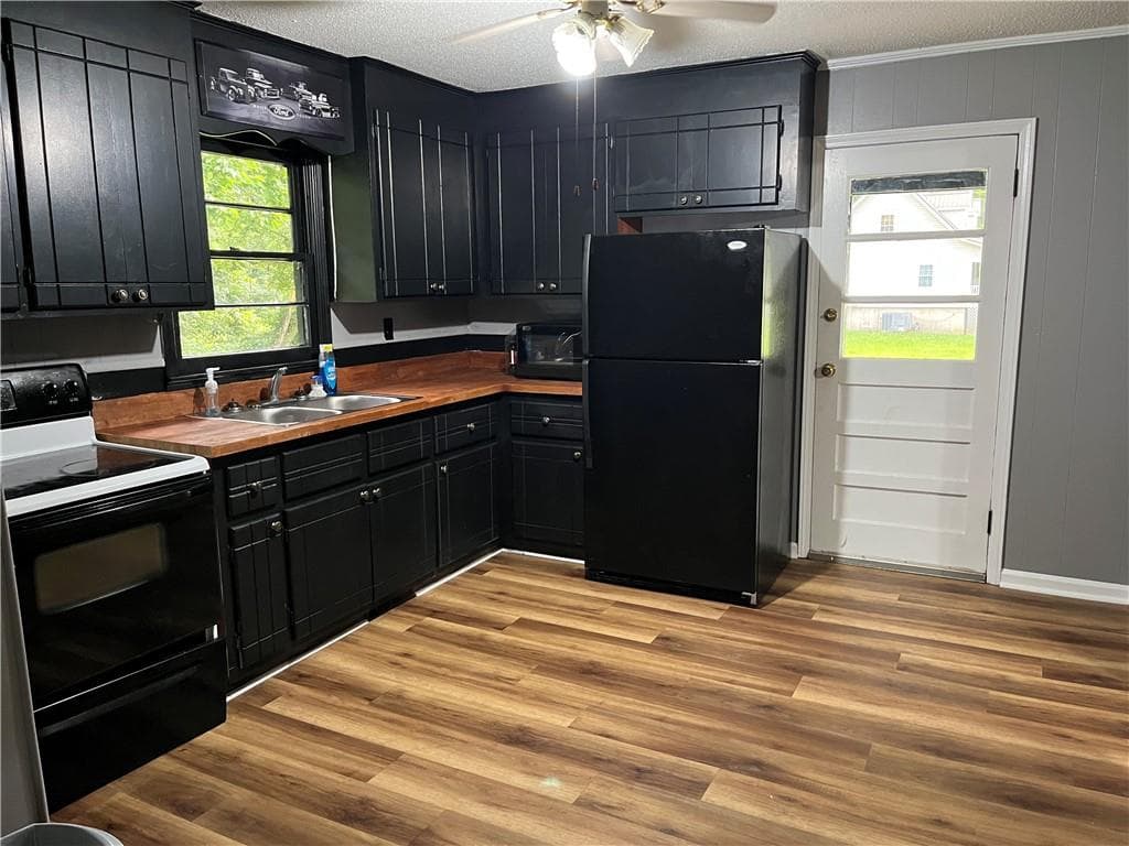 3 bedroom, 1 bathroom, 960 sq ft single family residence for sale at 85 Rollins Drive, Summerville, GA 30747 — photo 4