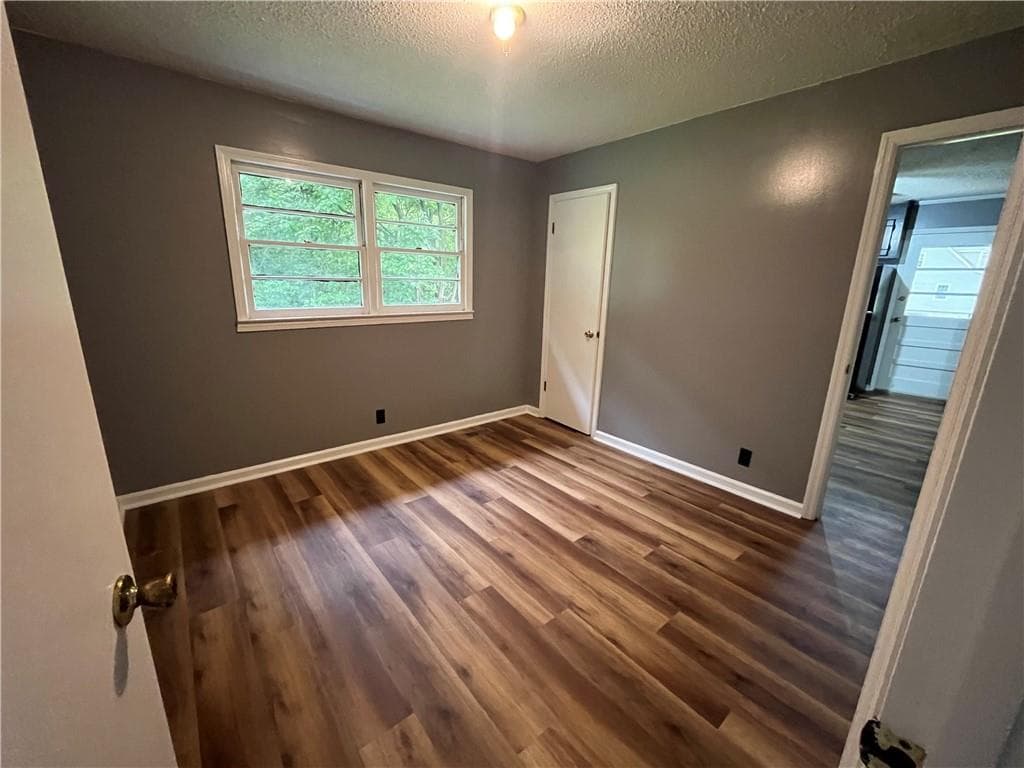 3 bedroom, 1 bathroom, 960 sq ft single family residence for sale at 85 Rollins Drive, Summerville, GA 30747 — photo 5