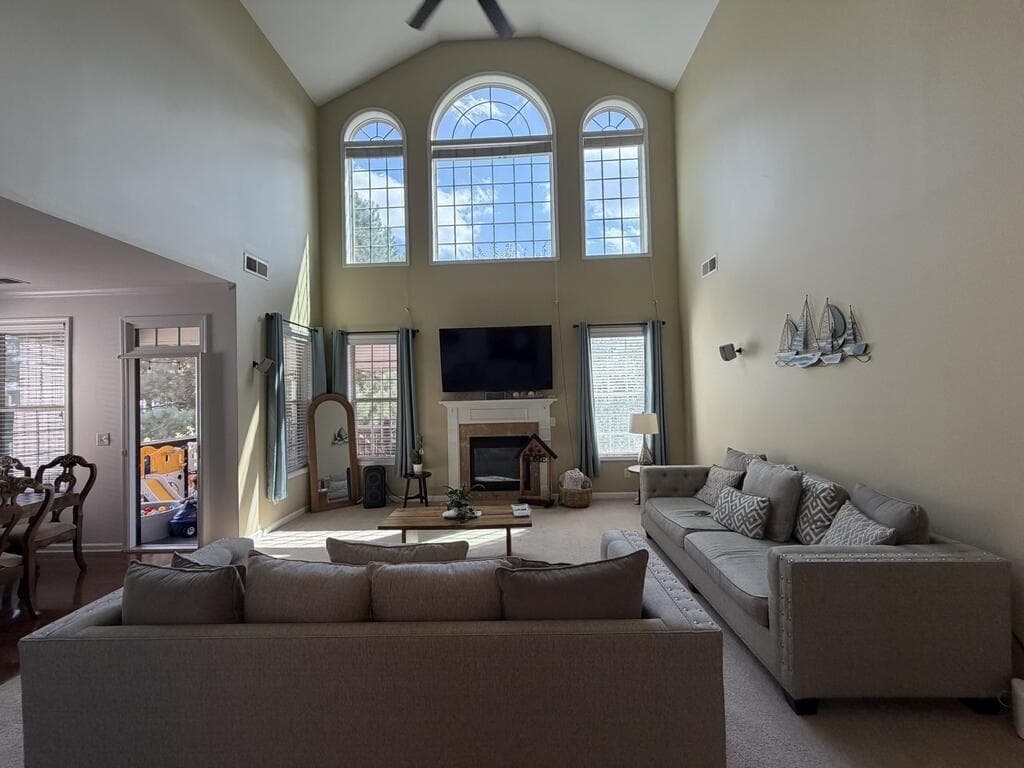 6 bedroom, 5 bathroom, 4,455 sq ft single family residence for sale at 305 Long Branch Court, Canton, GA 30115 — photo 7