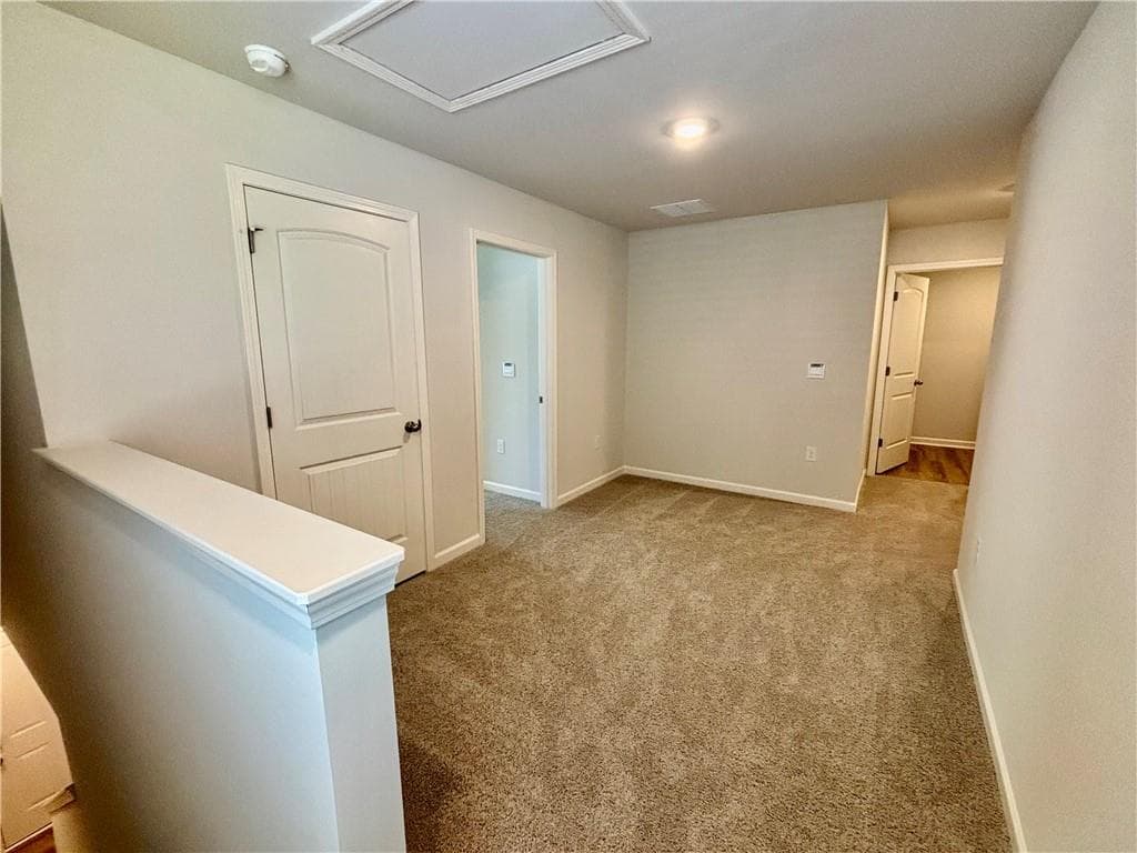 5 bedroom, 3 bathroom, 2,361 sq ft single family residence for rent at 2910 Daxton Lane, Gainesville, GA 30507 for $2,450 a month — photo 6