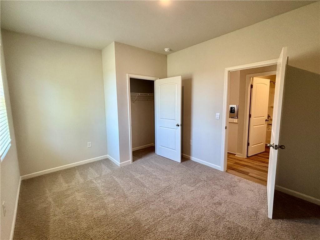 5 bedroom, 3 bathroom, 2,361 sq ft single family residence for rent at 2910 Daxton Lane, Gainesville, GA 30507 for $2,450 a month — photo 8