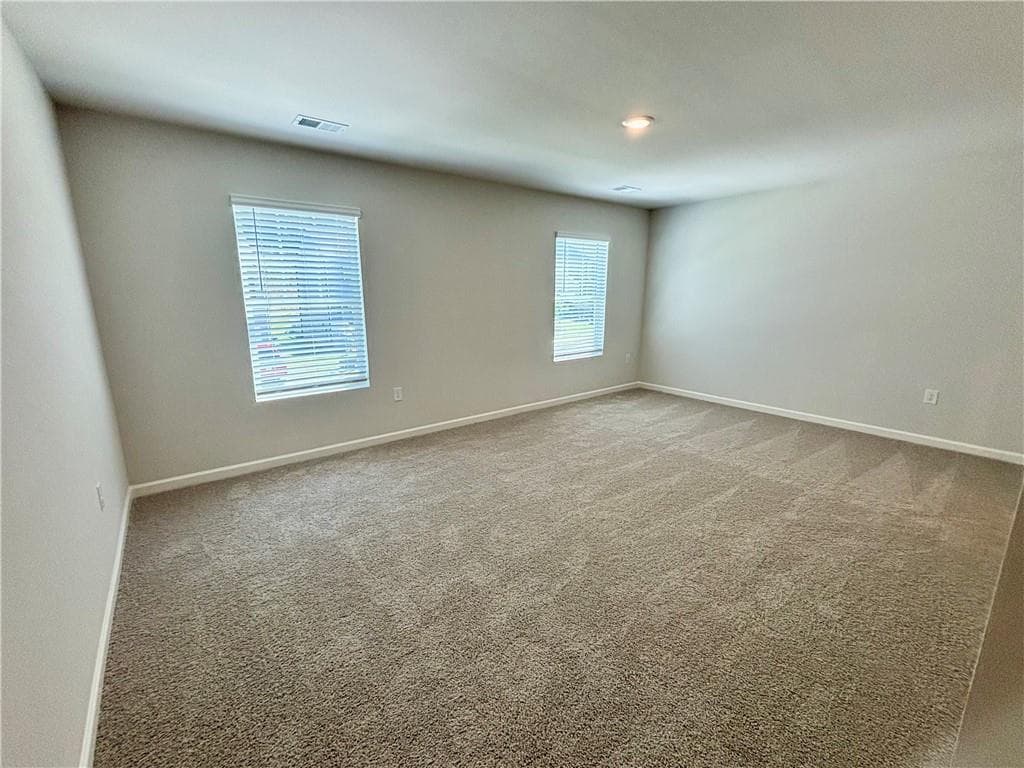5 bedroom, 3 bathroom, 2,361 sq ft single family residence for rent at 2910 Daxton Lane, Gainesville, GA 30507 for $2,450 a month — photo 9