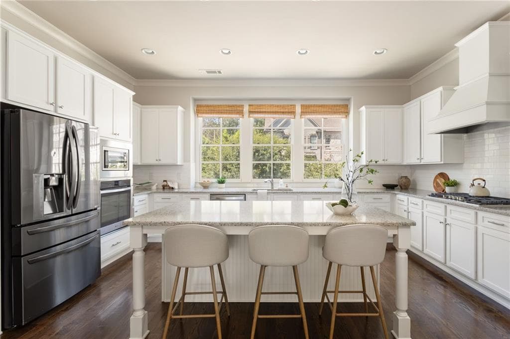 3 bedroom, 4 bathroom, 2,524 sq ft townhouse for sale at 2531 Skyland Drive, Atlanta, GA 30319 — photo 6