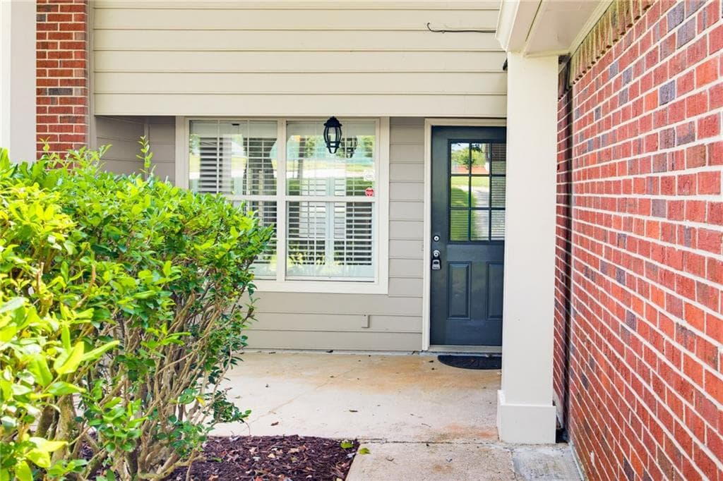 5 bedroom, 3 bathroom, 2,359 sq ft single family residence for sale at 4783 Burford Court, Acworth, GA 30102 — photo 5