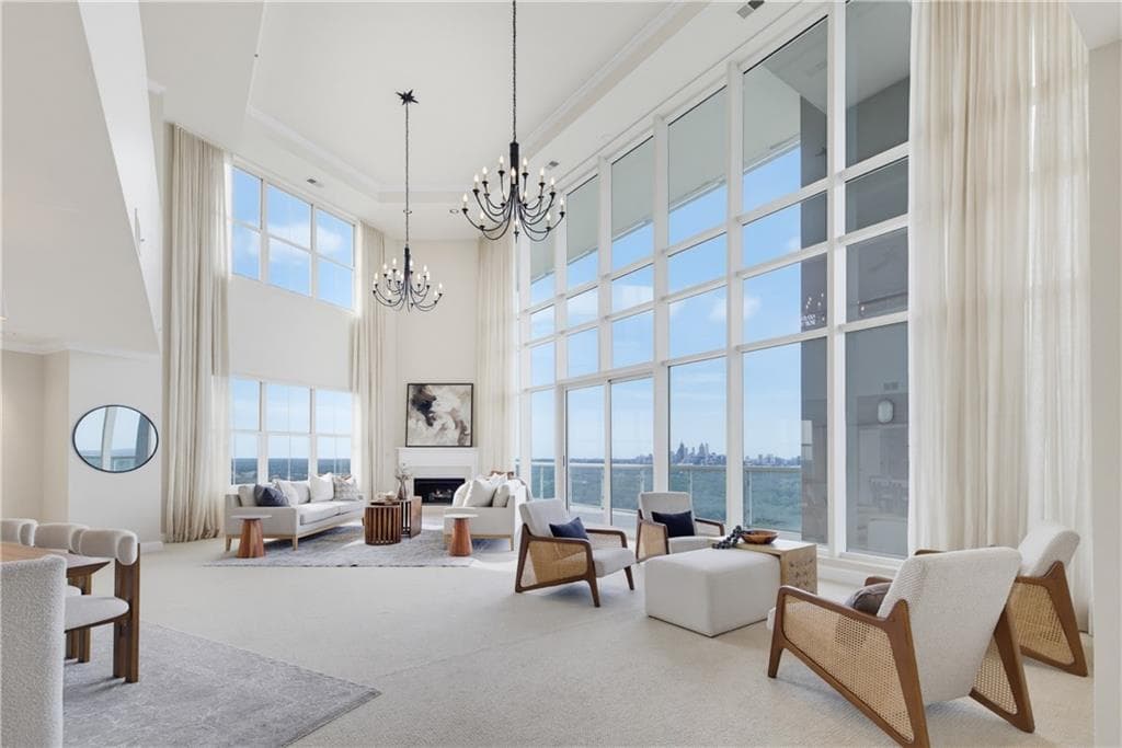 3 bedroom, 3 bathroom, 4,994 sq ft condominium for sale at 2881 Peachtree Road 2603, Atlanta, GA 30305 — photo 4