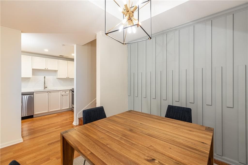 2 bedroom, 2 bathroom, 1,251 sq ft condominium for sale at 4250 River Green Drive 408, Atlanta, GA 30327 — photo 10