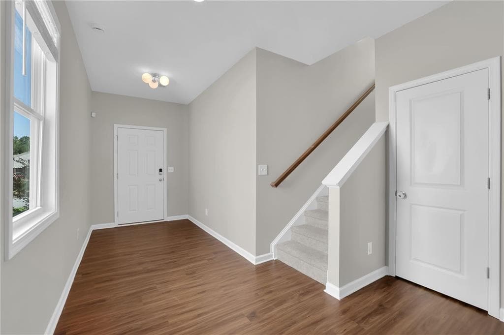 3 bedroom, 3 bathroom, 1,931 sq ft single family residence for sale at 189 Hiram Park Dr, Hiram, GA 30141 — photo 4
