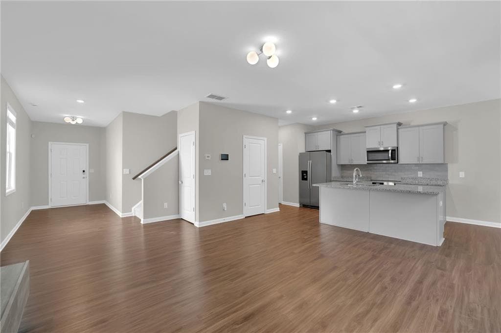 3 bedroom, 3 bathroom, 1,931 sq ft single family residence for sale at 189 Hiram Park Dr, Hiram, GA 30141 — photo 7